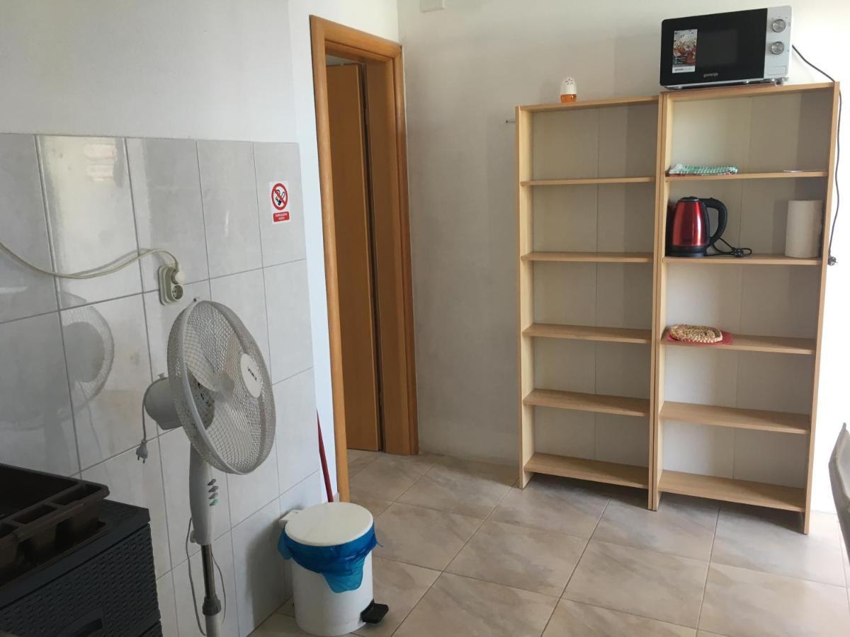 Apartmani Domenika Жуляна Екстер'єр фото