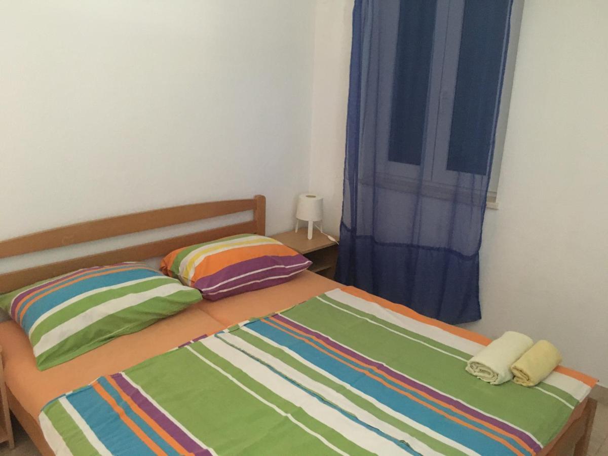 Apartmani Domenika Жуляна Екстер'єр фото